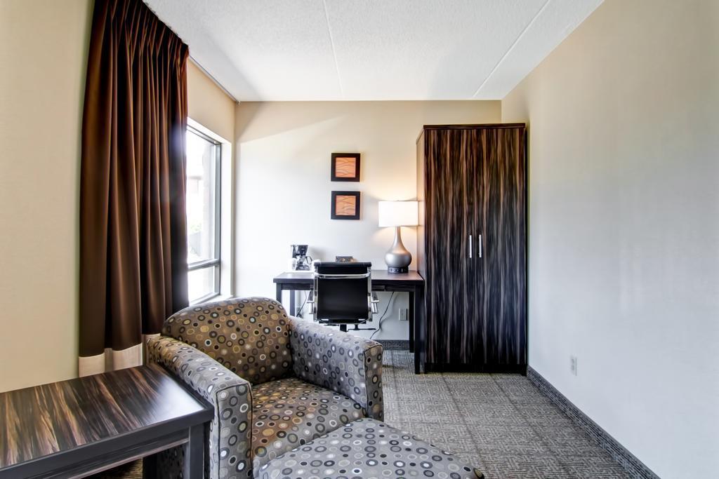 Comfort Inn Sainte-Catherine Extérieur photo