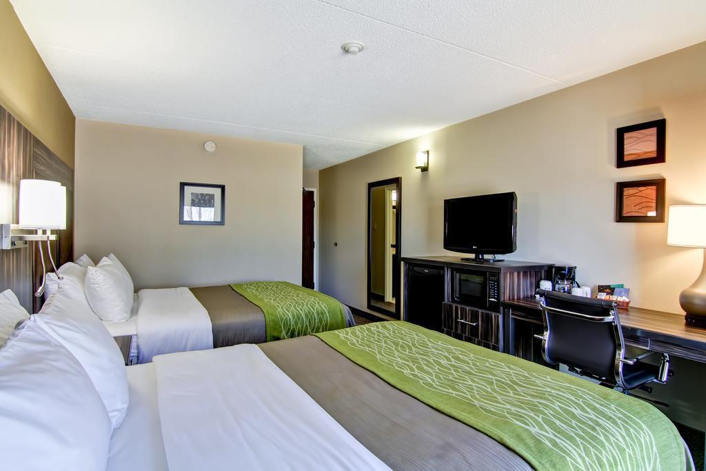 Comfort Inn Sainte-Catherine Extérieur photo